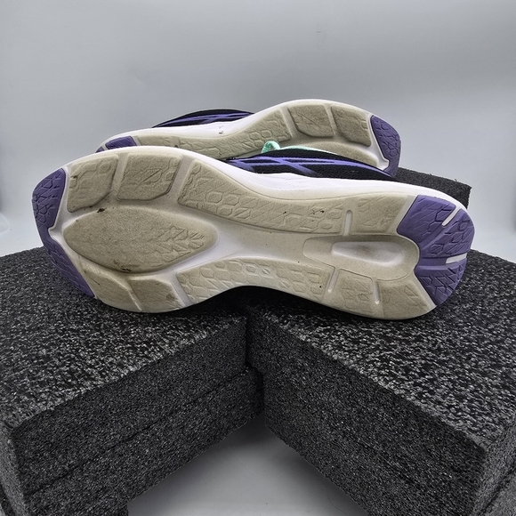 ASICS Shoes Women's 8.5 Running Black with Purple Accents and Mint Trim - Picture 4 of 7